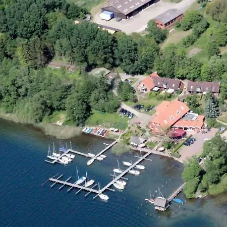 Am Roemnitzer Muehle 3* Ratzeburg